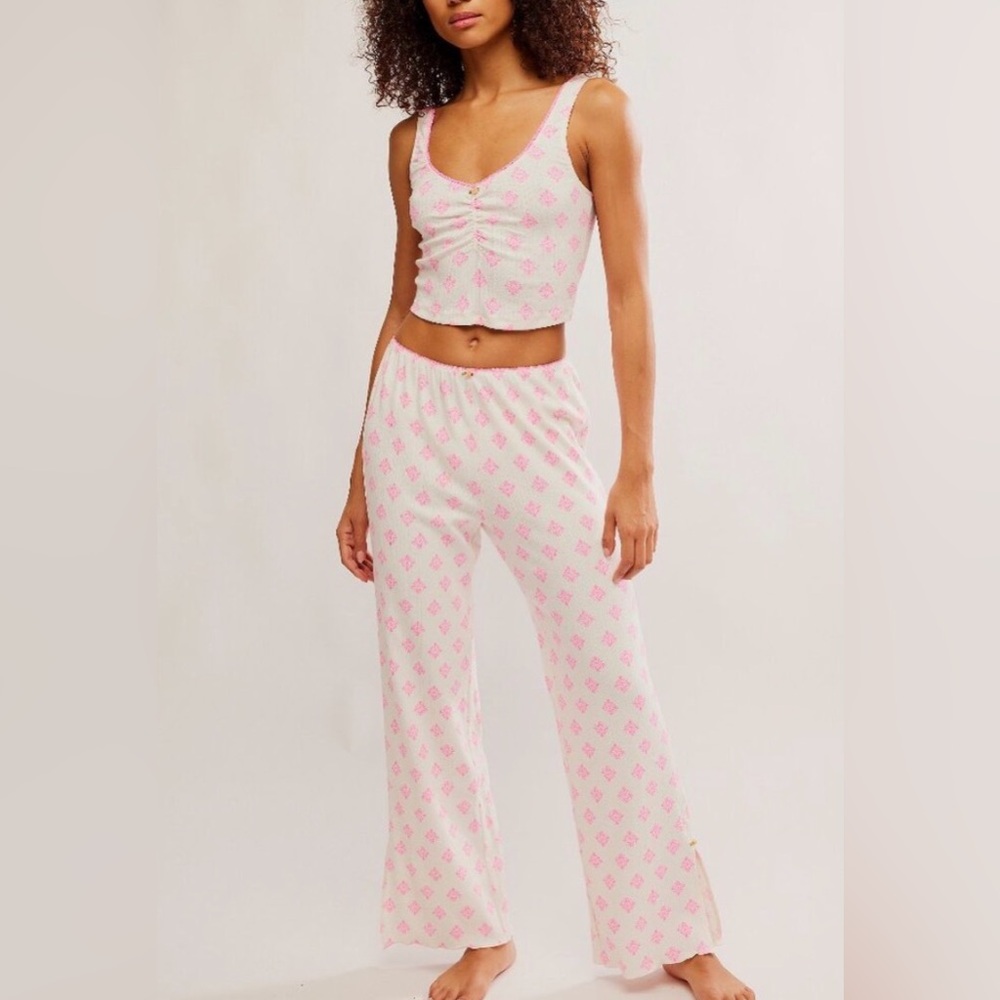 #1090 Free People Cream Tank & Pink Floral Lounge Set